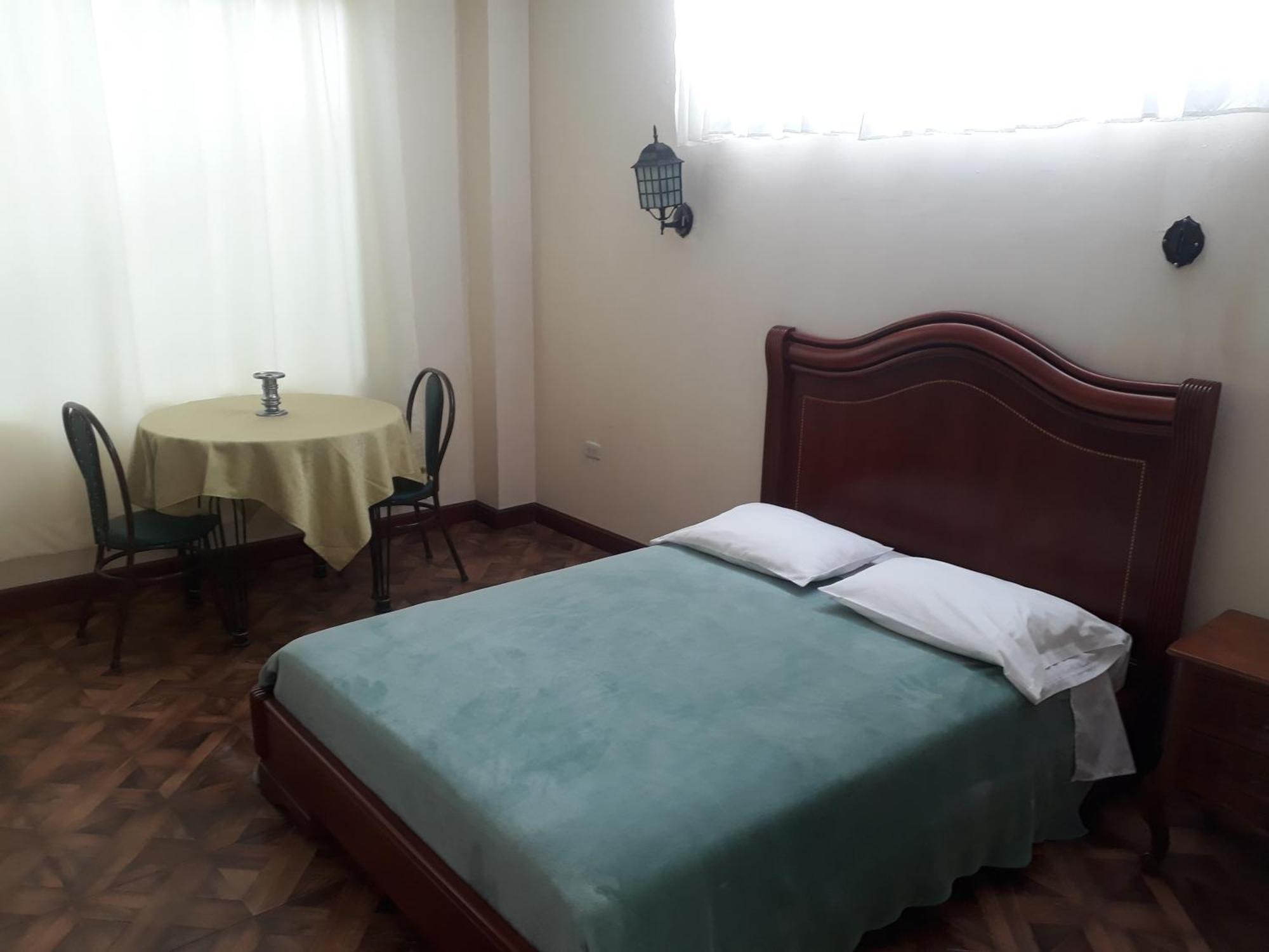 El Cardenal Hotel 로하 외부 사진